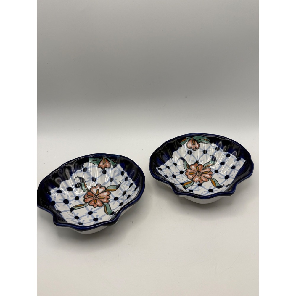 Talavera Mexican Pottery Shell Trinket Dishes‎ Hand Painted Blue Floral set of 2
